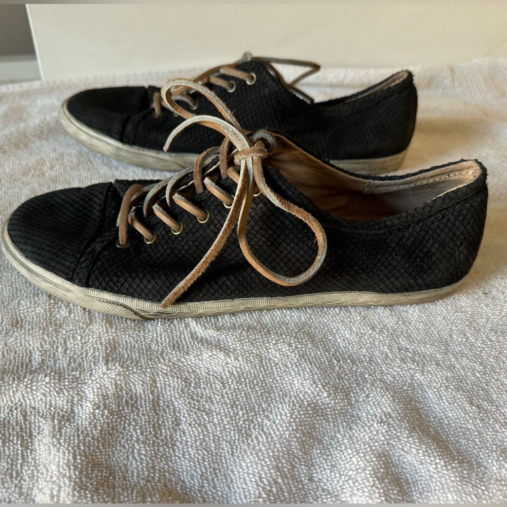 Women’s Frye Mindy Low leather sneakers size 8.5
